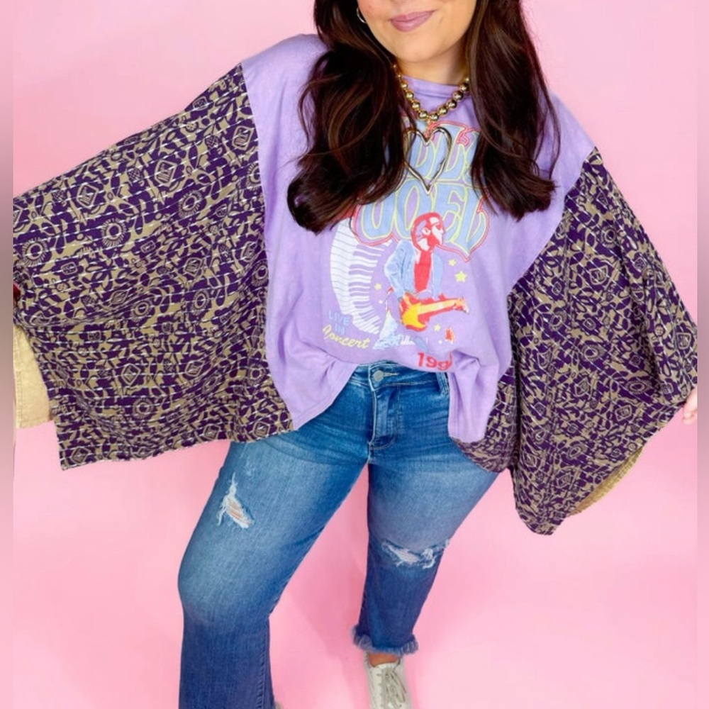 Blue Velvet Billy Joel Kantha Poncho Sleeve Graphic Tee M/L